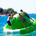 Prázdninový areál Maistra Polari Mobile Homes 4*