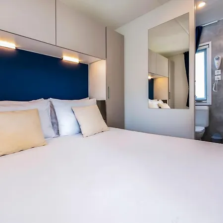 Maistra Polari Mobile Homes 4* 로비니