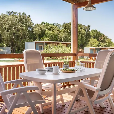 홀리데이파크 Maistra Polari Mobile Homes 4*