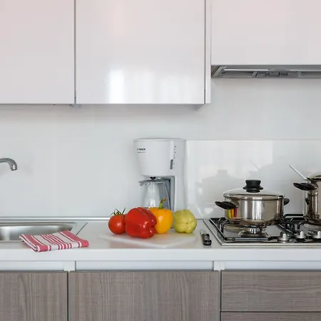 Maistra Polari Mobile Homes 4* روفينج