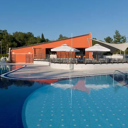 Maistra Polari Mobile Homes 4* 로비니