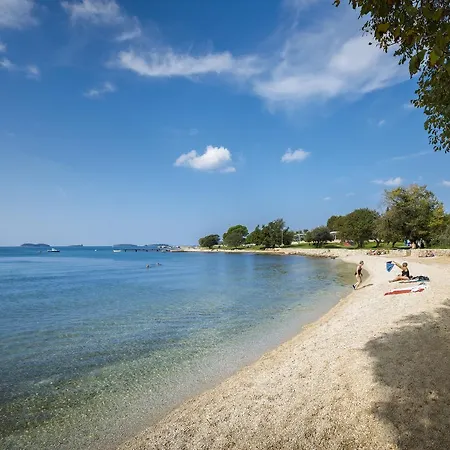 Maistra Polari Mobile Homes روفينج