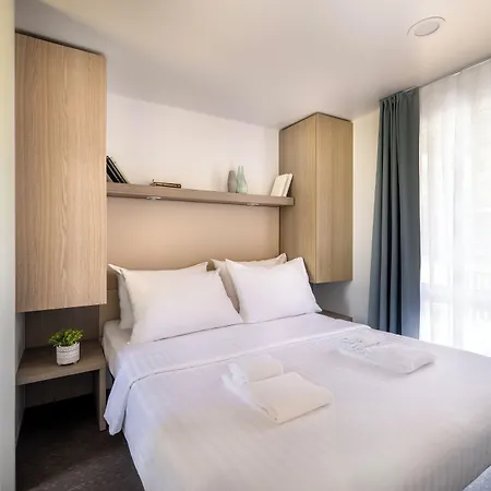 Maistra Polari Mobile Homes 假日公园