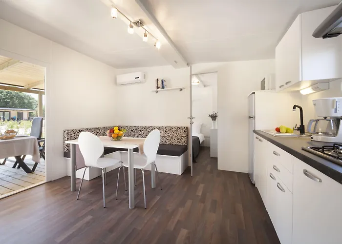 Maistra Polari Mobile Homes Village de vacances Rovinj