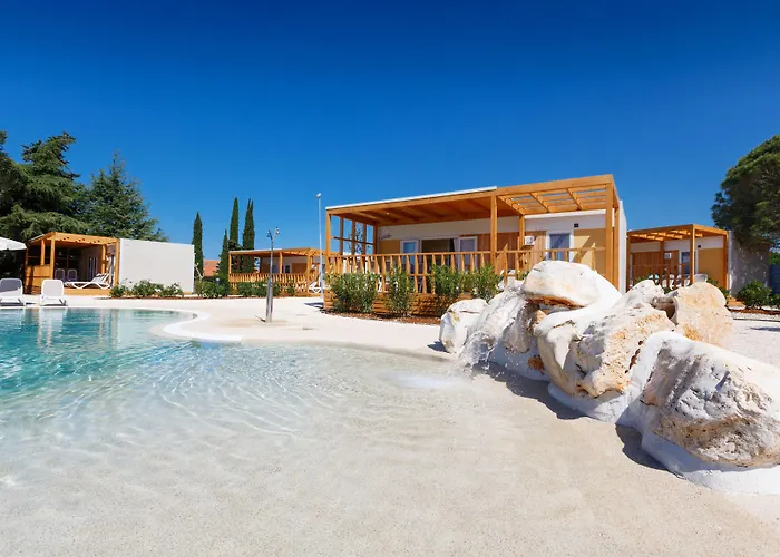 Maistra Polari Mobile Homes 4*