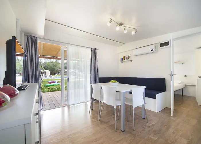 Maistra Polari Mobile Homes Village de vacances Rovinj