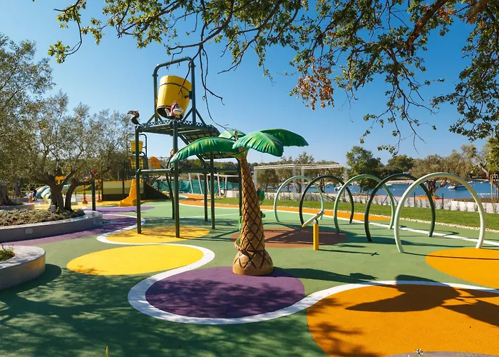 Maistra Polari Mobile Homes 4*